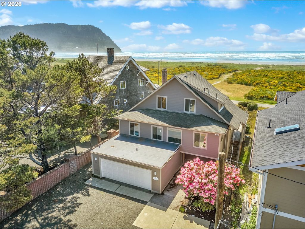 1221 S Prom, Seaside