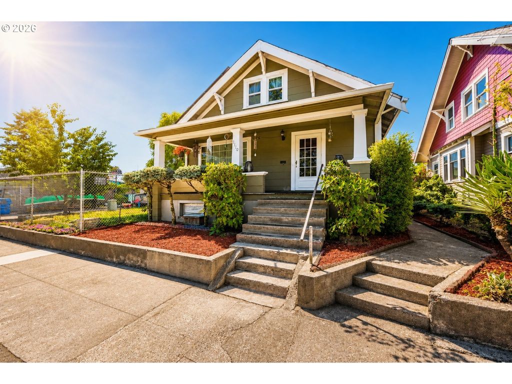 7110 Se Woodstock Blvd, Portland