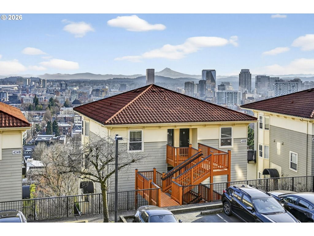 410 Nw Uptown Ter 3-b, Portland