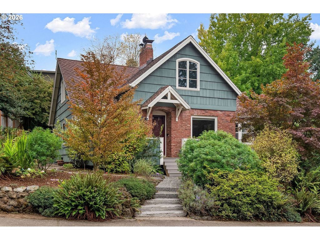 7855 Sw 6th Ave, Portland