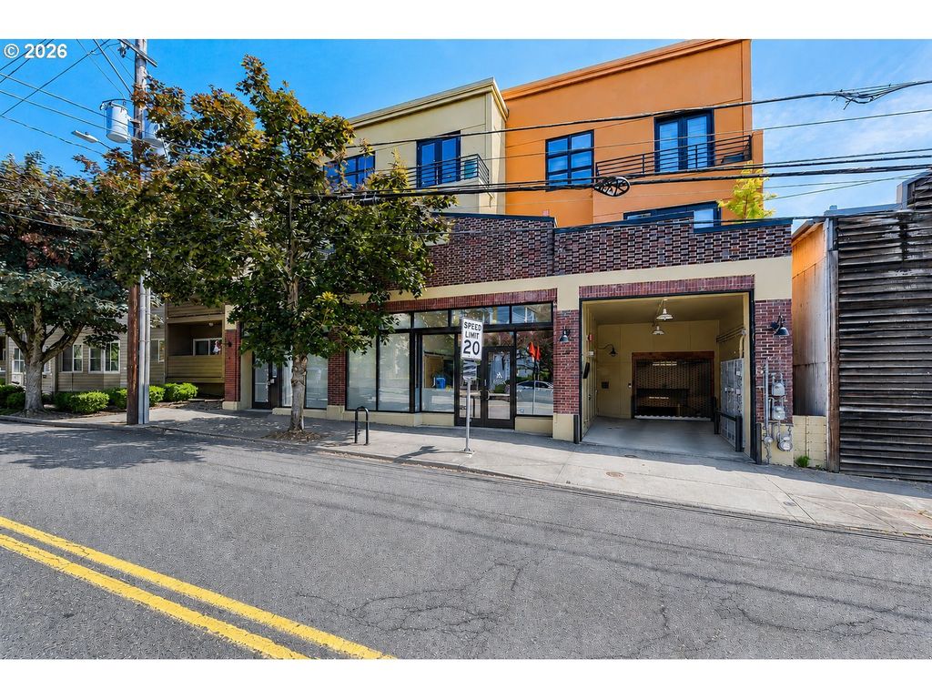 4412 S Corbett Ave North, Portland