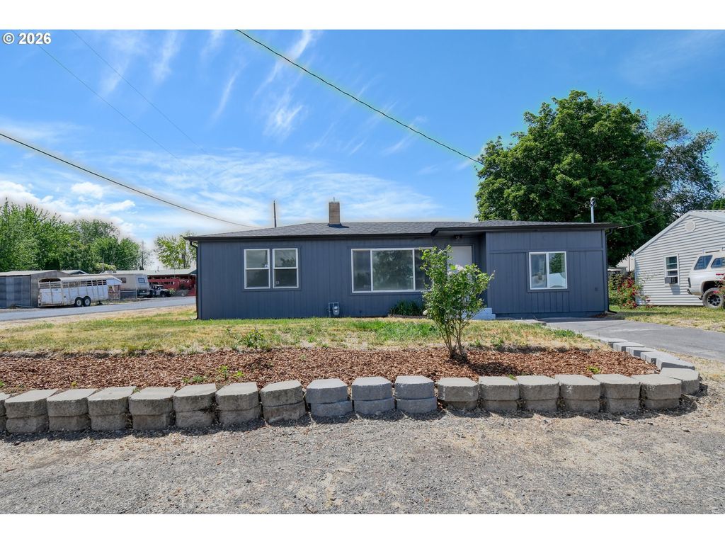 889 Sw Birch St, Pilot Rock