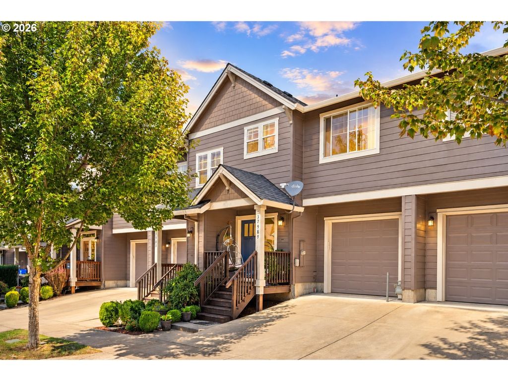 37989 Killarney St, Sandy