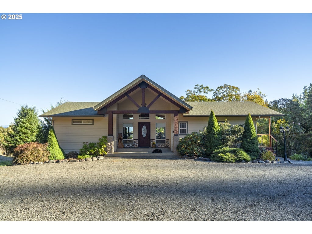 1645 Brozio Rd, Roseburg