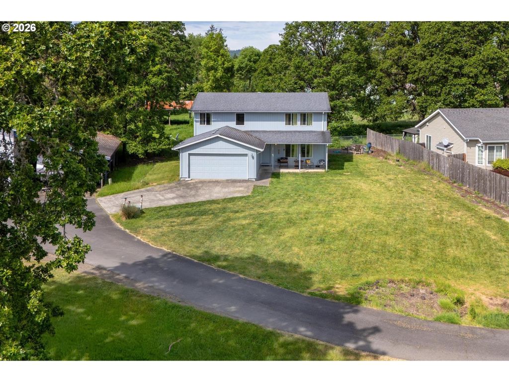 58905 Alexandra Ln, St. Helens