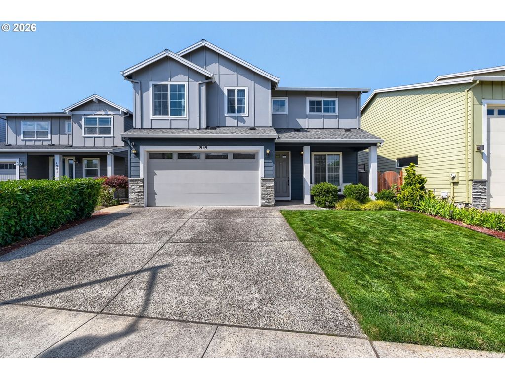 1949 Silverstone Dr, Forest Grove