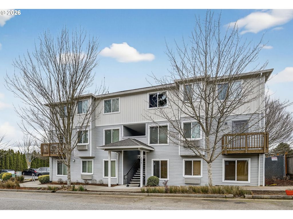 217 Ne 146th Ave 5, Portland