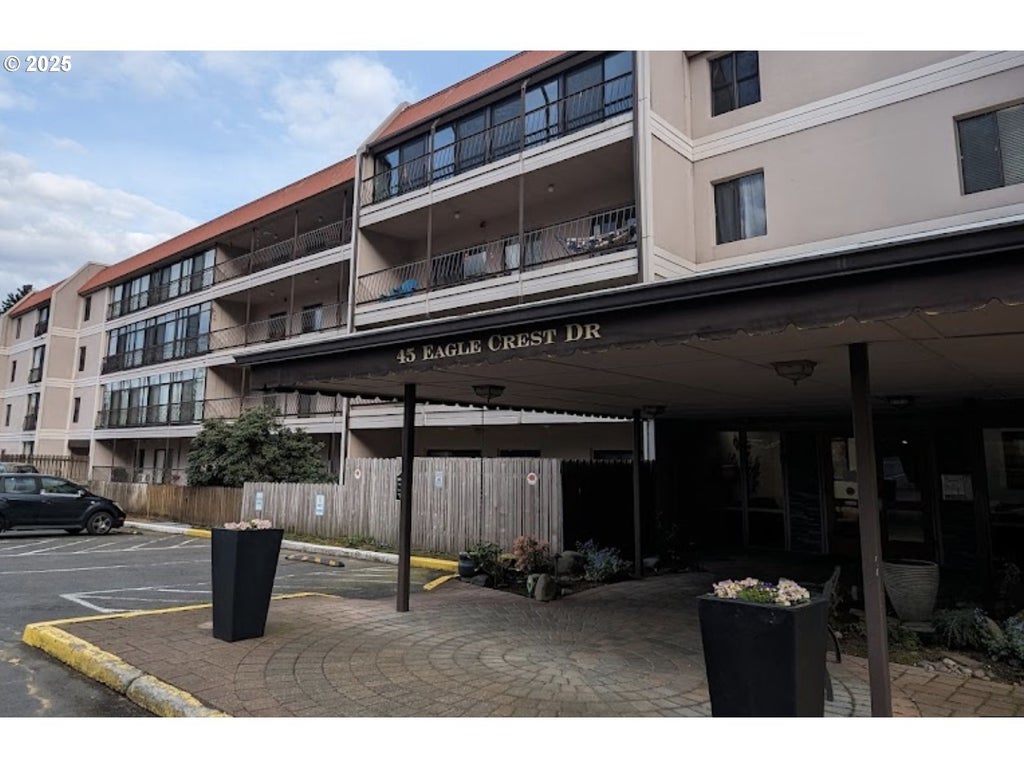 45 Nw Eagle Crest Dr 407, Lake Oswego