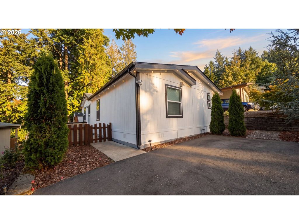 8750 Se 155th Ave 28, Happy Valley