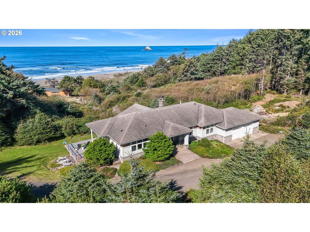 31911 Clatsop Ln, Arch Cape