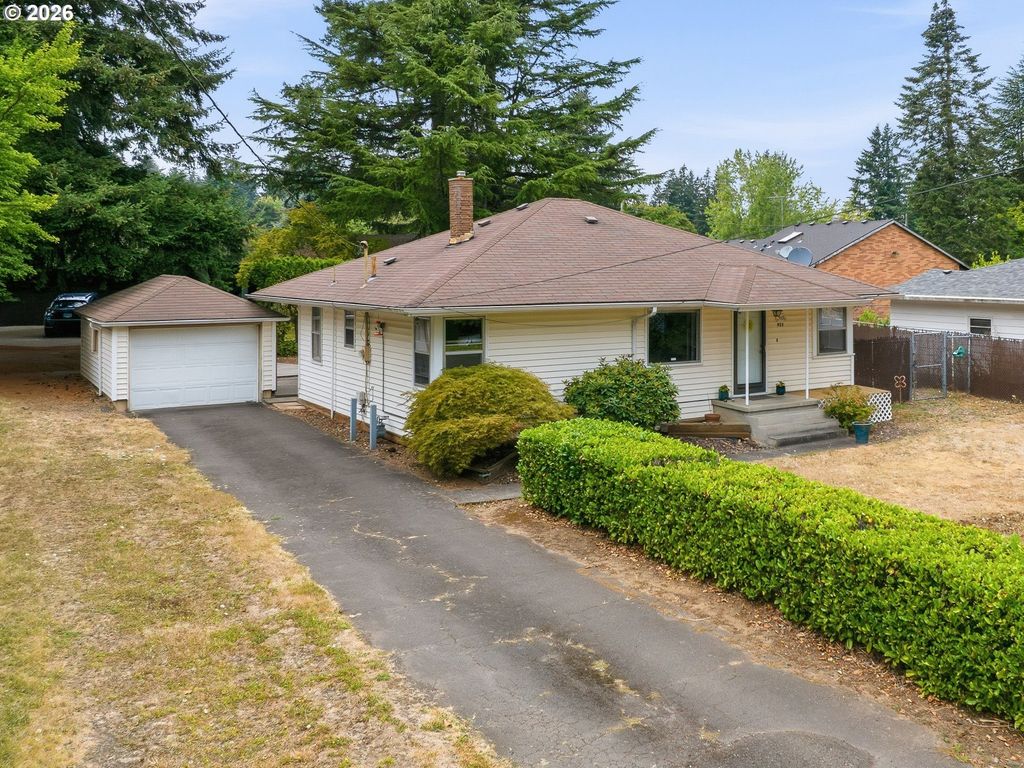 923 Ne 155th Ave, Portland