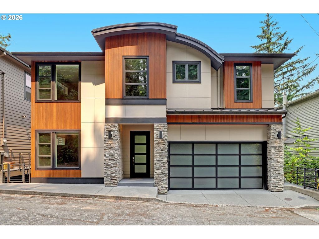 3127 Sw Champlain Dr, Portland