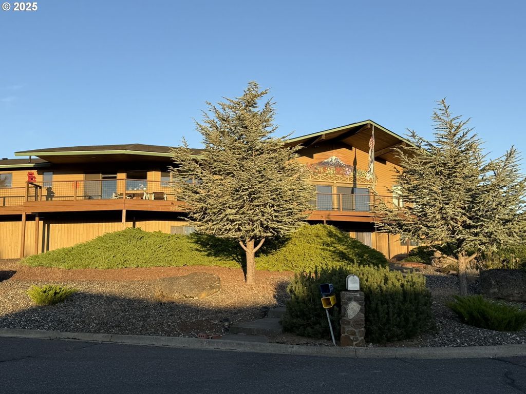 1014 Roe Dr, Goldendale