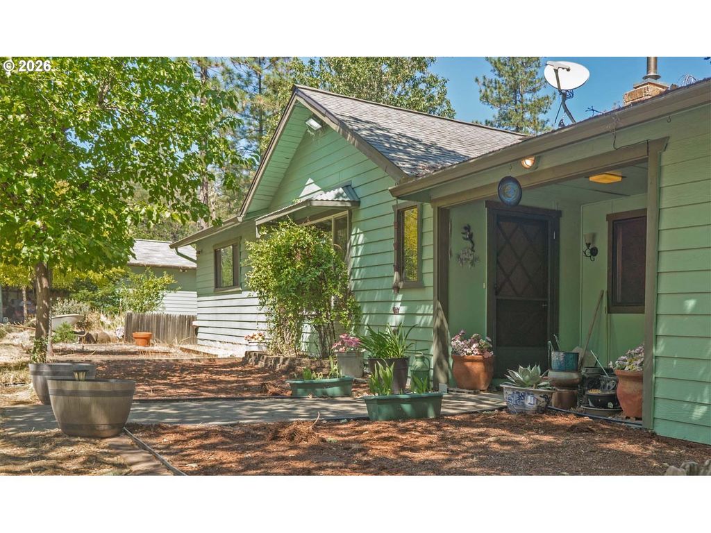 120 Ken Rose Ln, Cave Junction