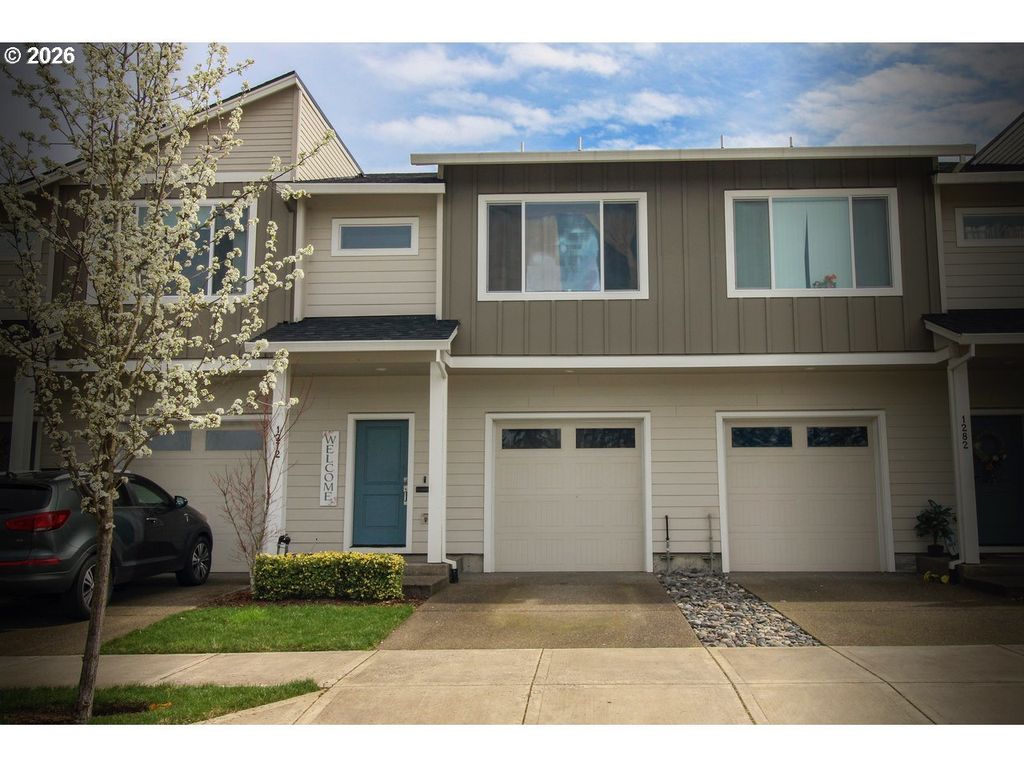 1272 S Quartz Dr, Cornelius