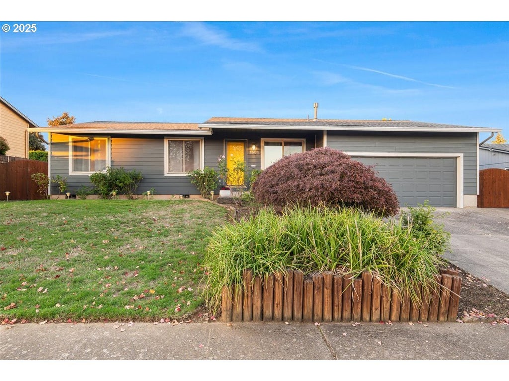 1603 Sw 3rd Dr, Gresham