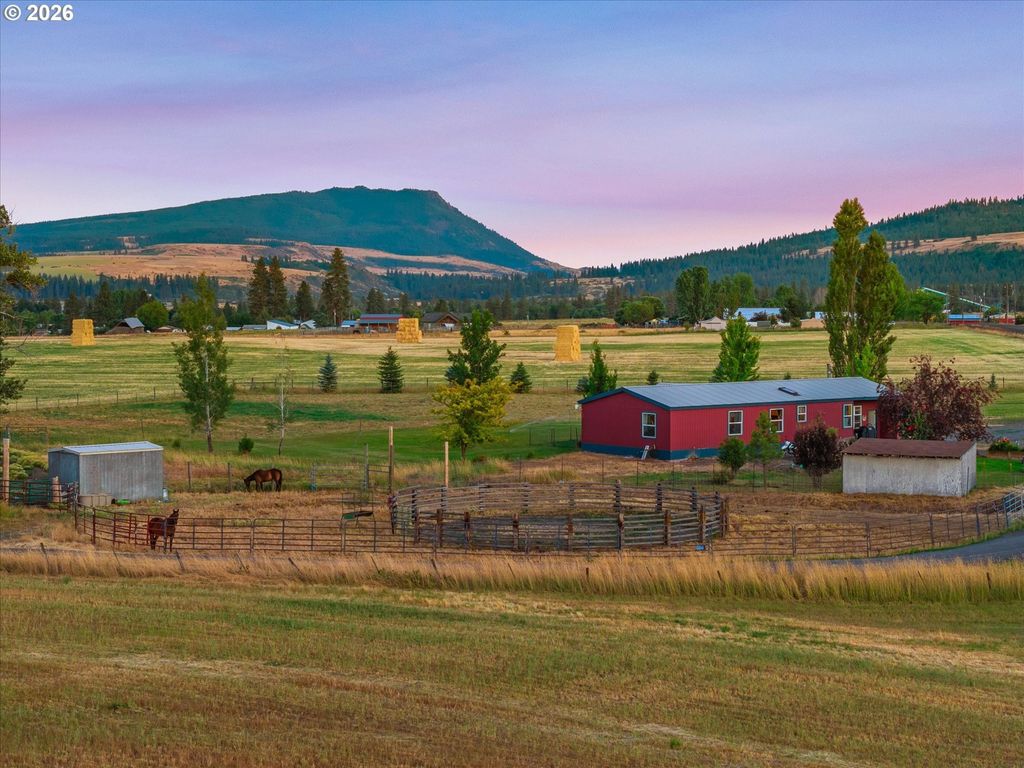 70775 Middle Rd, Elgin