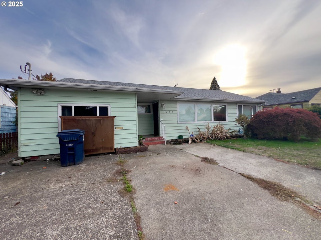 1271 Centennial Blvd, Springfield