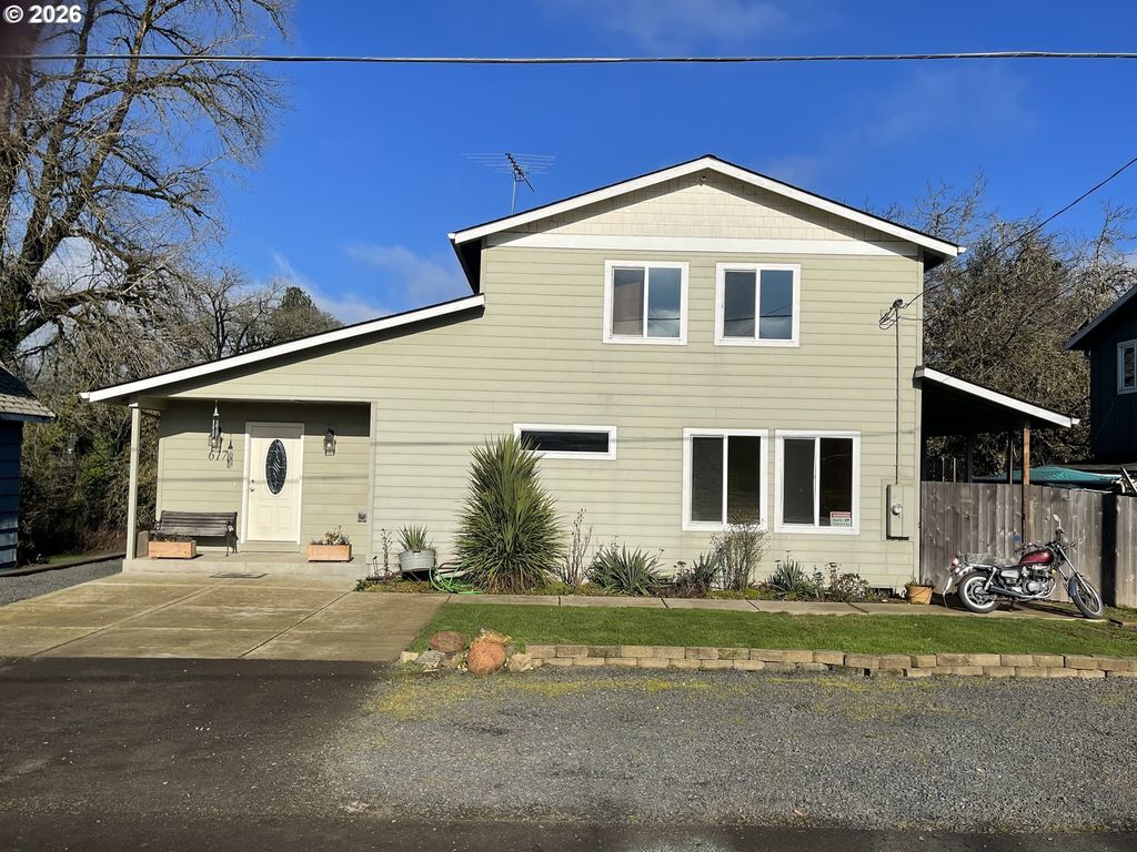 617 Sw Monroe St, Sheridan