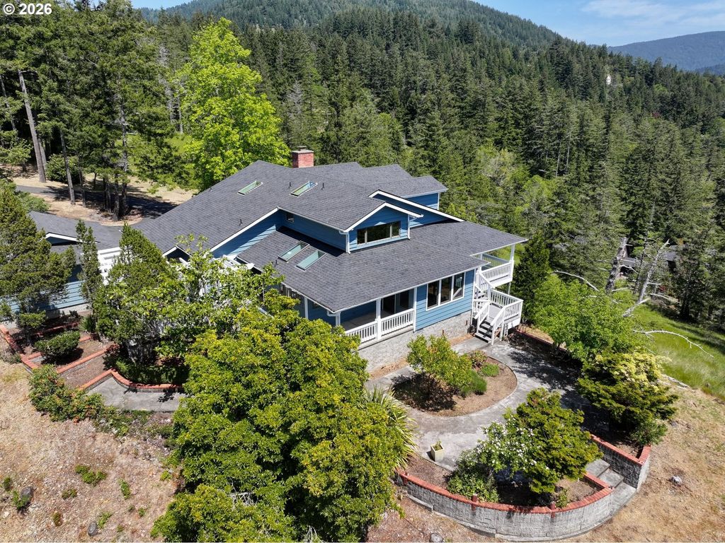 95822 Quail Mountain Rd, Gold Beach
