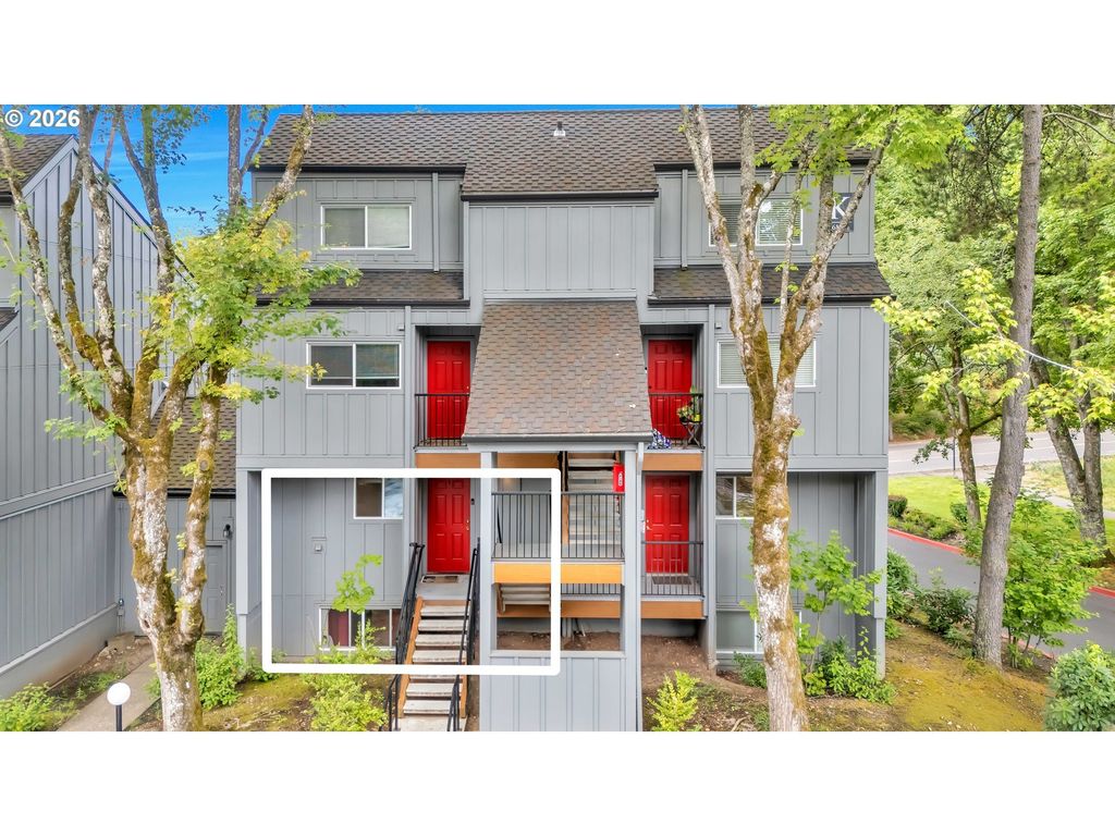 4 Touchstone 62, Lake Oswego