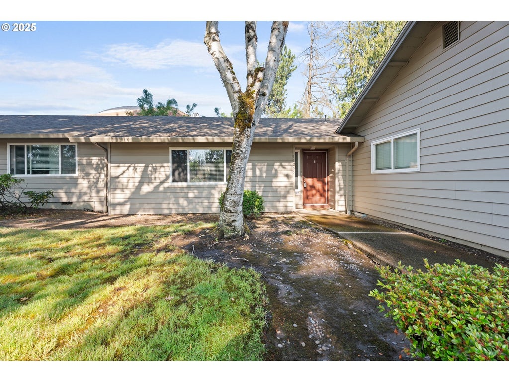 11255 Sw Springwood Dr, Portland