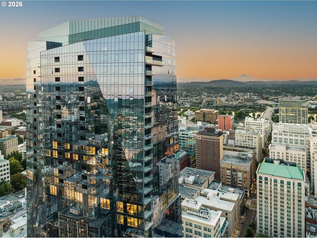 550 Sw 10th Ave 2604, Portland