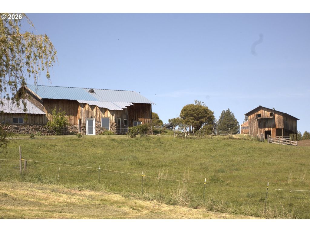 55821 Wildhorse Rd, Weston