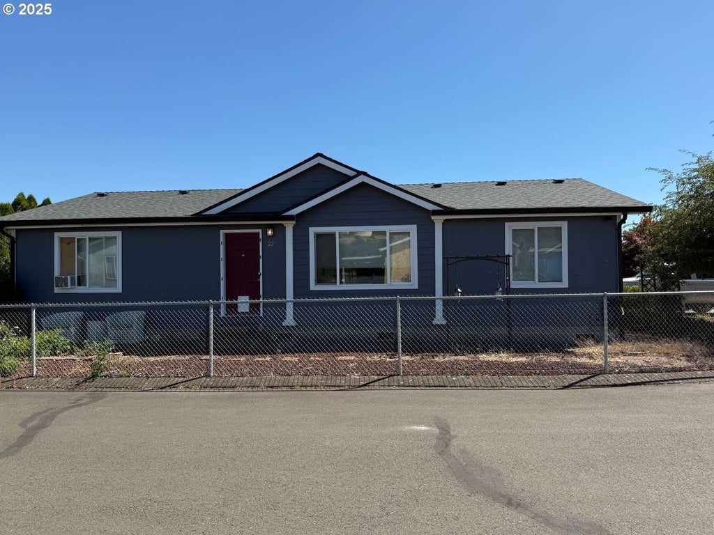 221 Nw Blair St 22, Sheridan