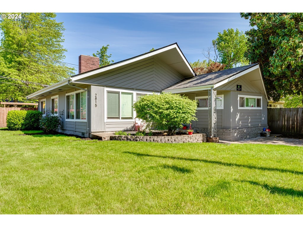 2815 Hilyard St, Eugene