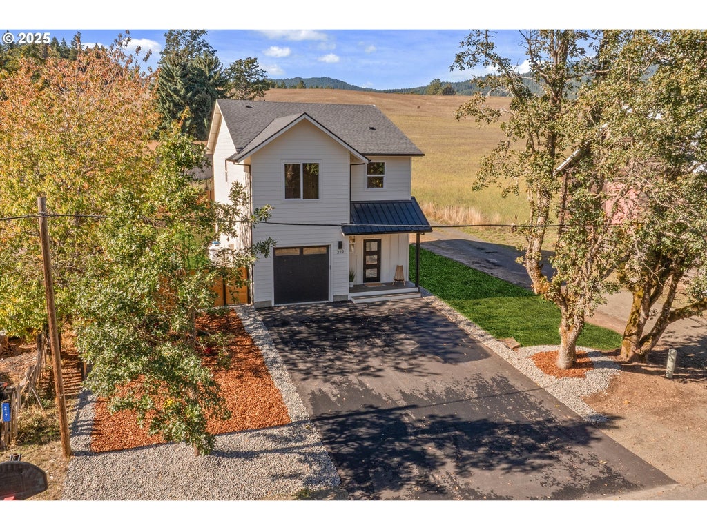 219 Main St, White Salmon