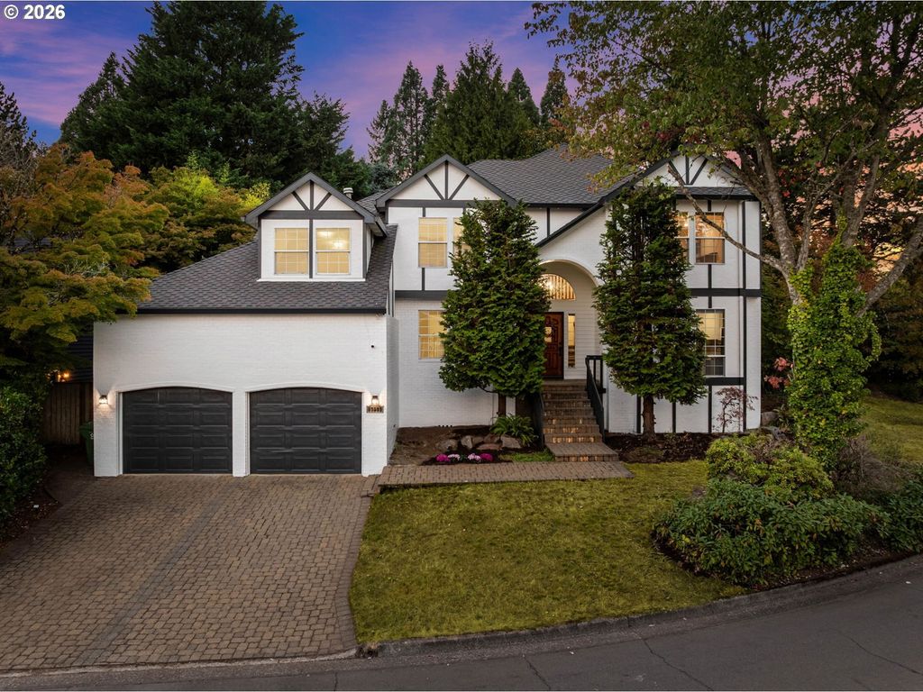 17973 Saint Clair Dr, Lake Oswego