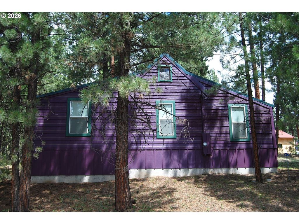 682 Cracker St, Sumpter