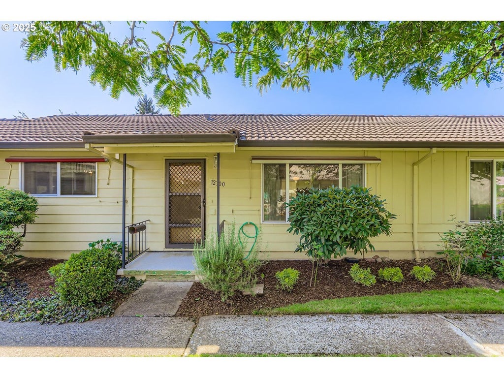 12300 Se Main St, Portland