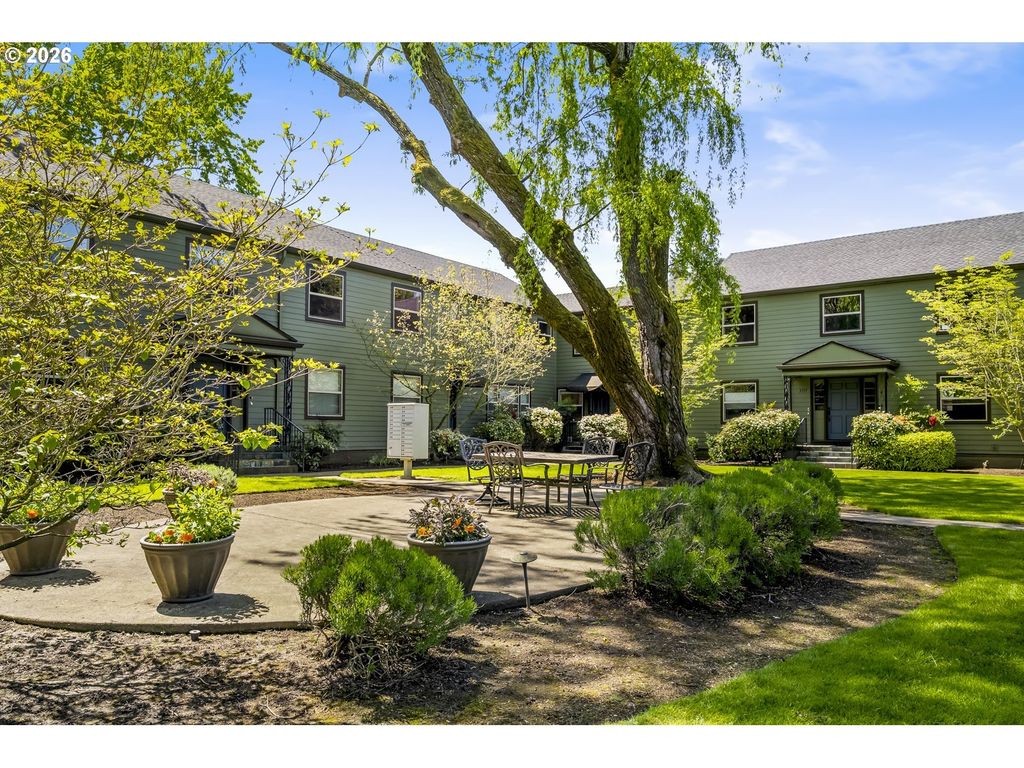 3719 Se 42nd Ave, Portland