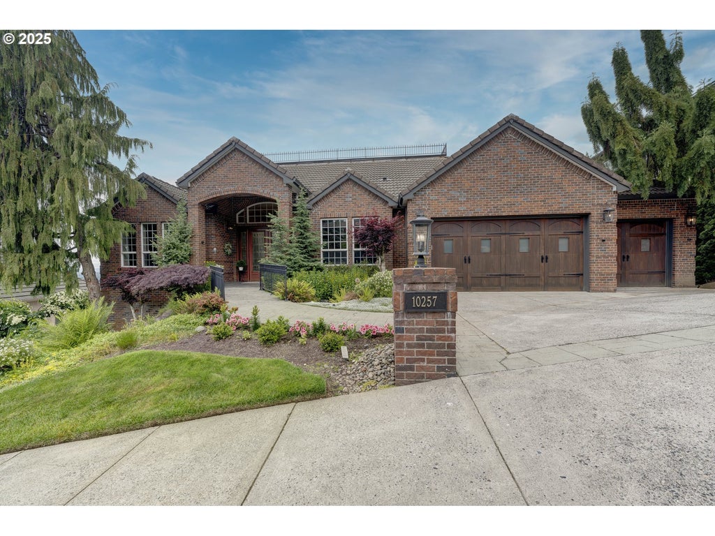 10257 Se Crescent Ridge Loop, Happy Valley
