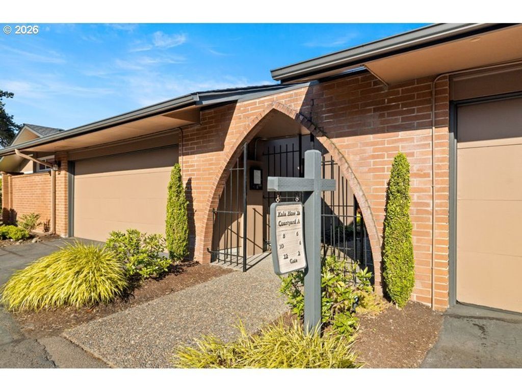 6 Condolea Dr, Lake Oswego