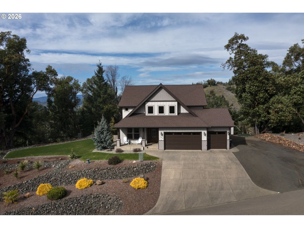 1252 Southridge Way, Roseburg