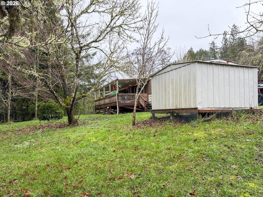 225 Doraleen Ln, Glide