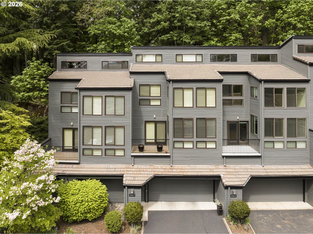 4467 Thunder Vista Ln, Lake Oswego