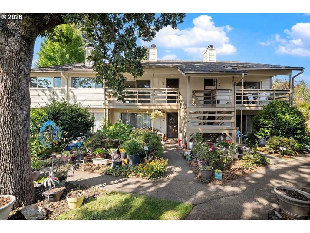 1100 N Meridian St 52, Newberg