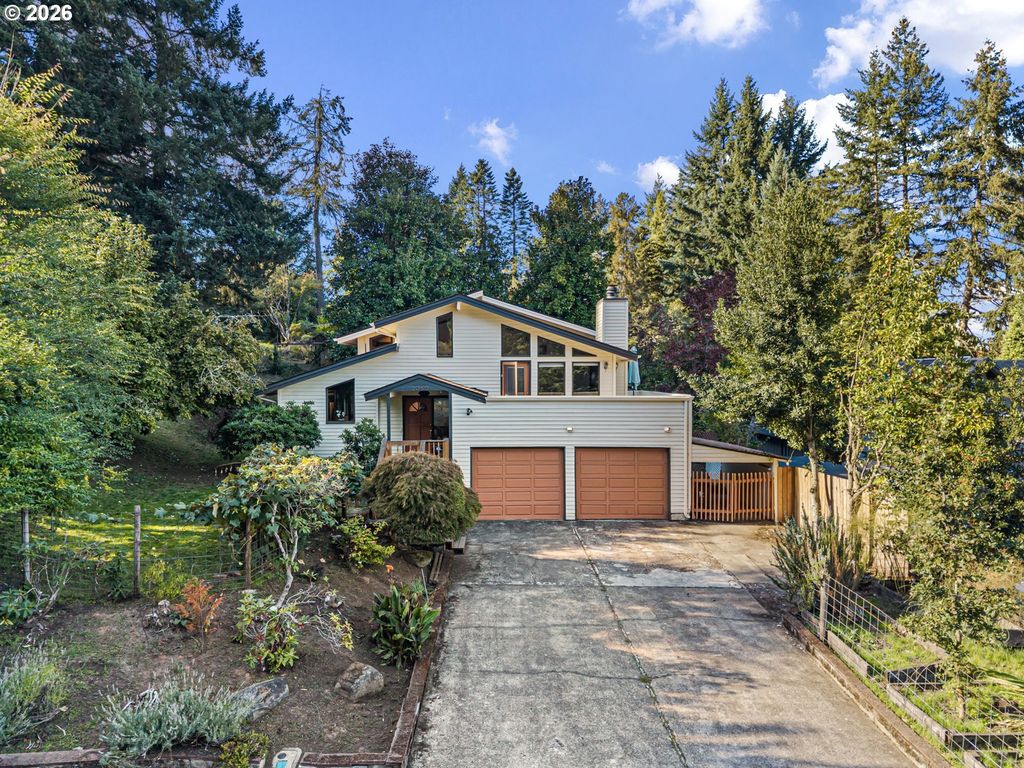 2050 Mclean Blvd, Eugene