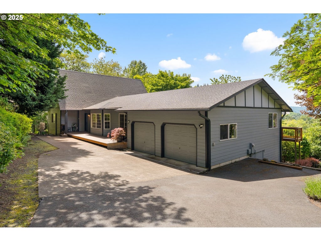 29600 Old Rainier Rd, Rainier