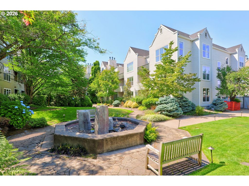 1710 S Harbor Way C-307, Portland