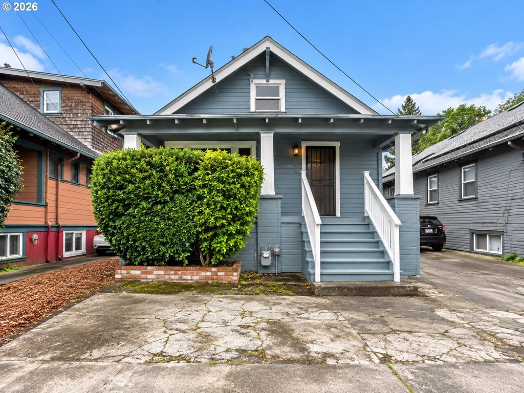 2145 Se Cesar E Chavez Blvd, Portland