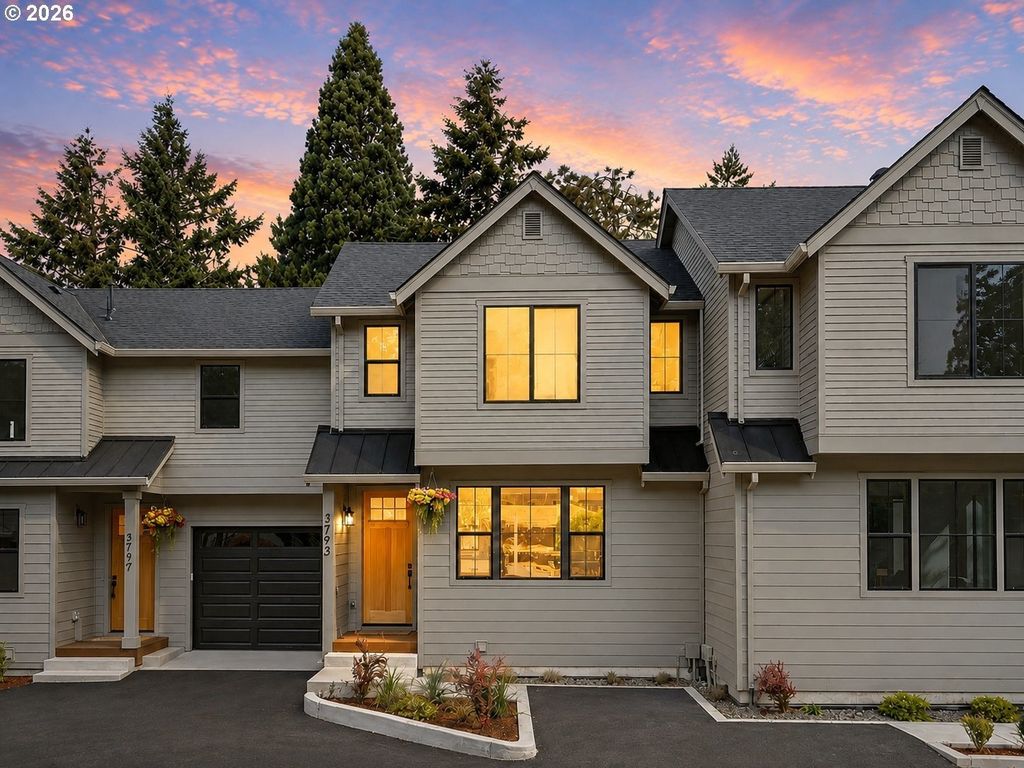 3793 Sw Iowa St, Portland