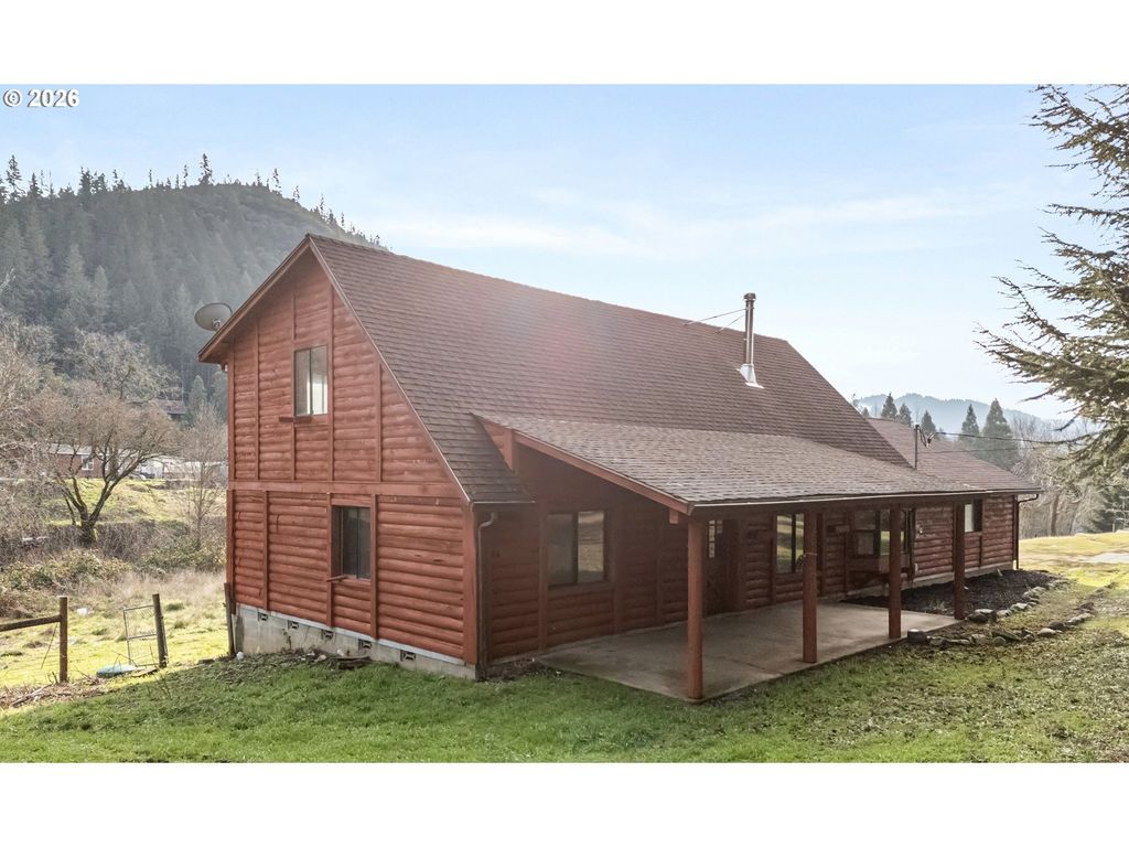 1514 Burbridge Dr, Rogue River