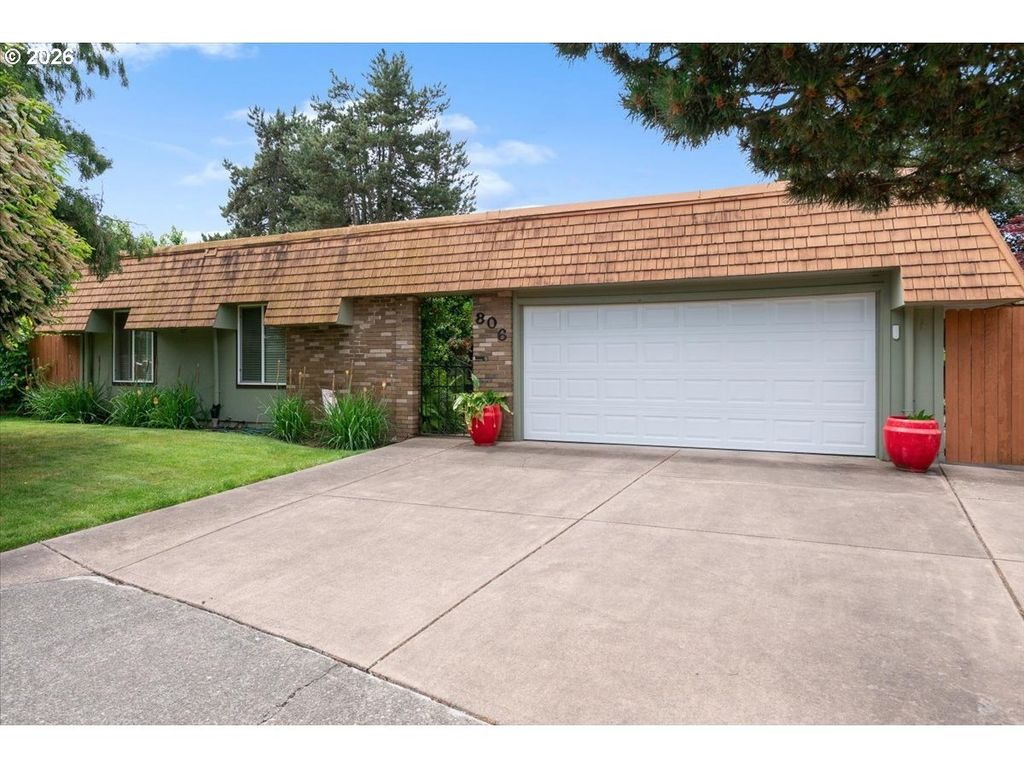 806 Ne Nightingale Ct, Keizer
