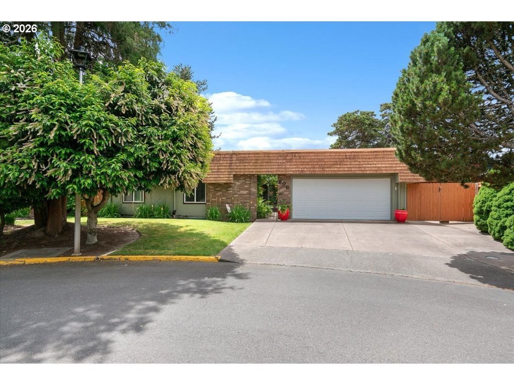 806 Ne Nightingale Ct, Keizer