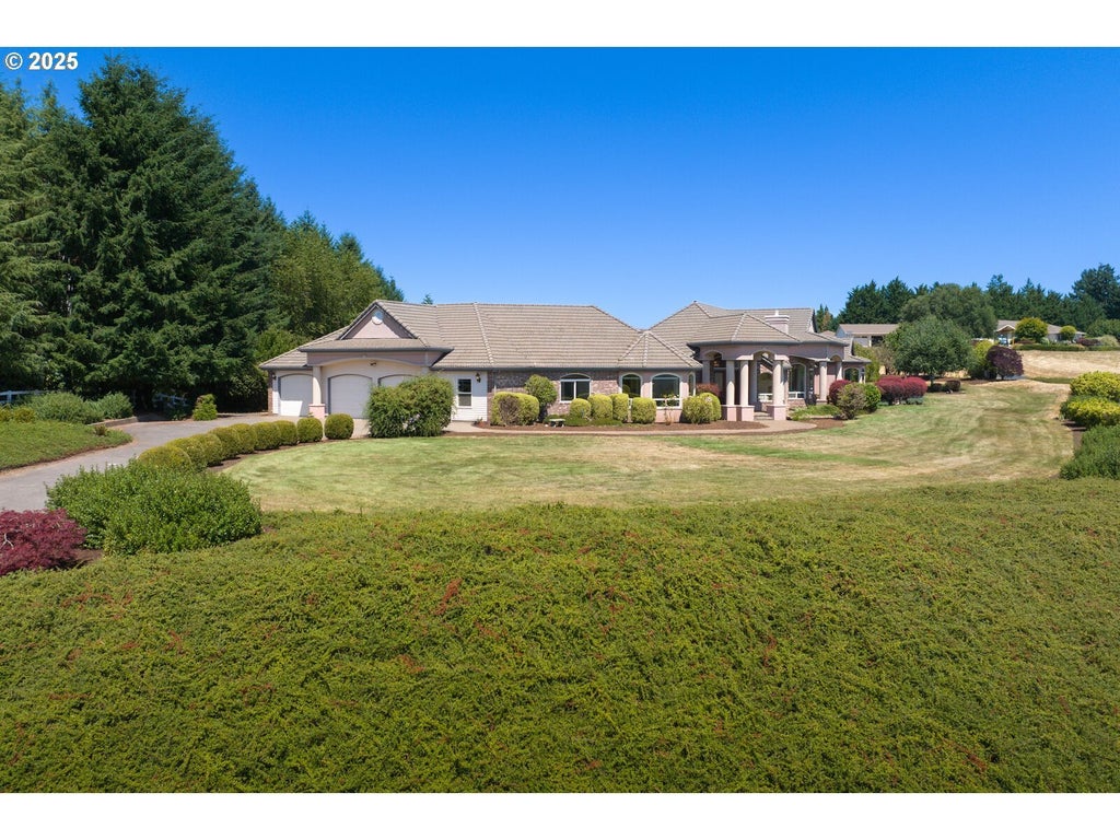 30525 Ne Canter Ln, Sherwood